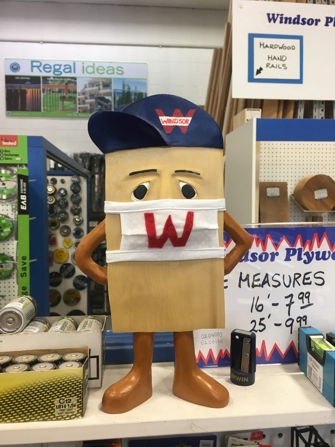 Parksville's Woody Statue and Timekeeper