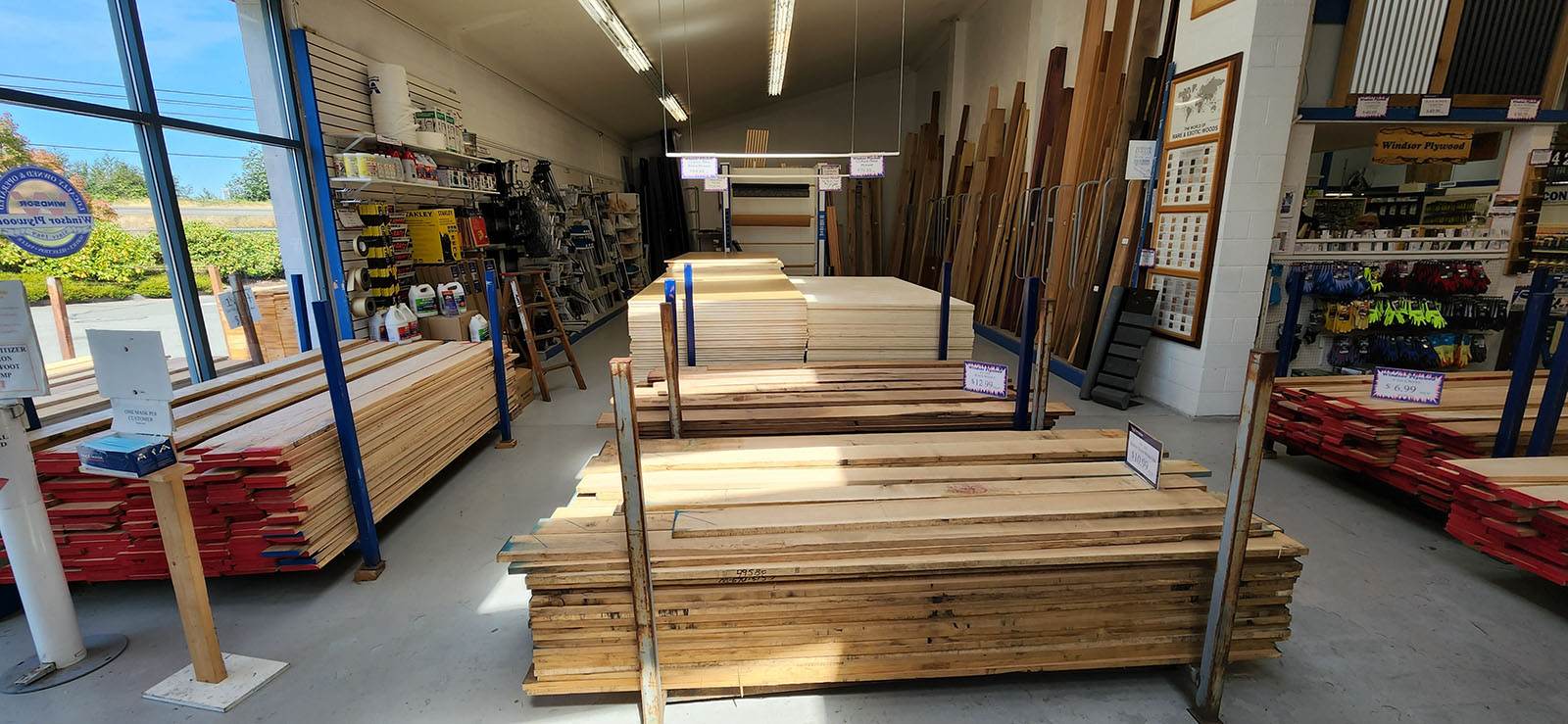 Windsor Plywood Parksville Interior