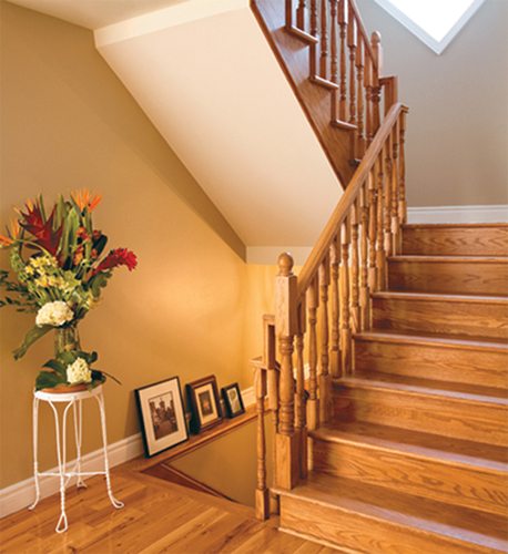 T1307 1-7/16" Handrail Hemlock