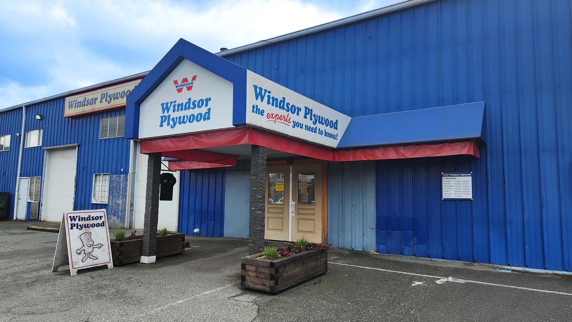 Windsor Plywood Coquitlam Storefront